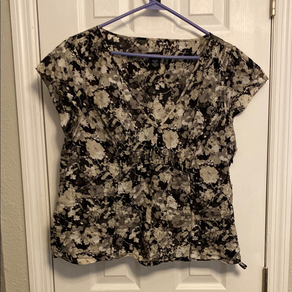 Calvin Klein Jeans Black and Cream Floral Fitted Cap Sleeve Blouse